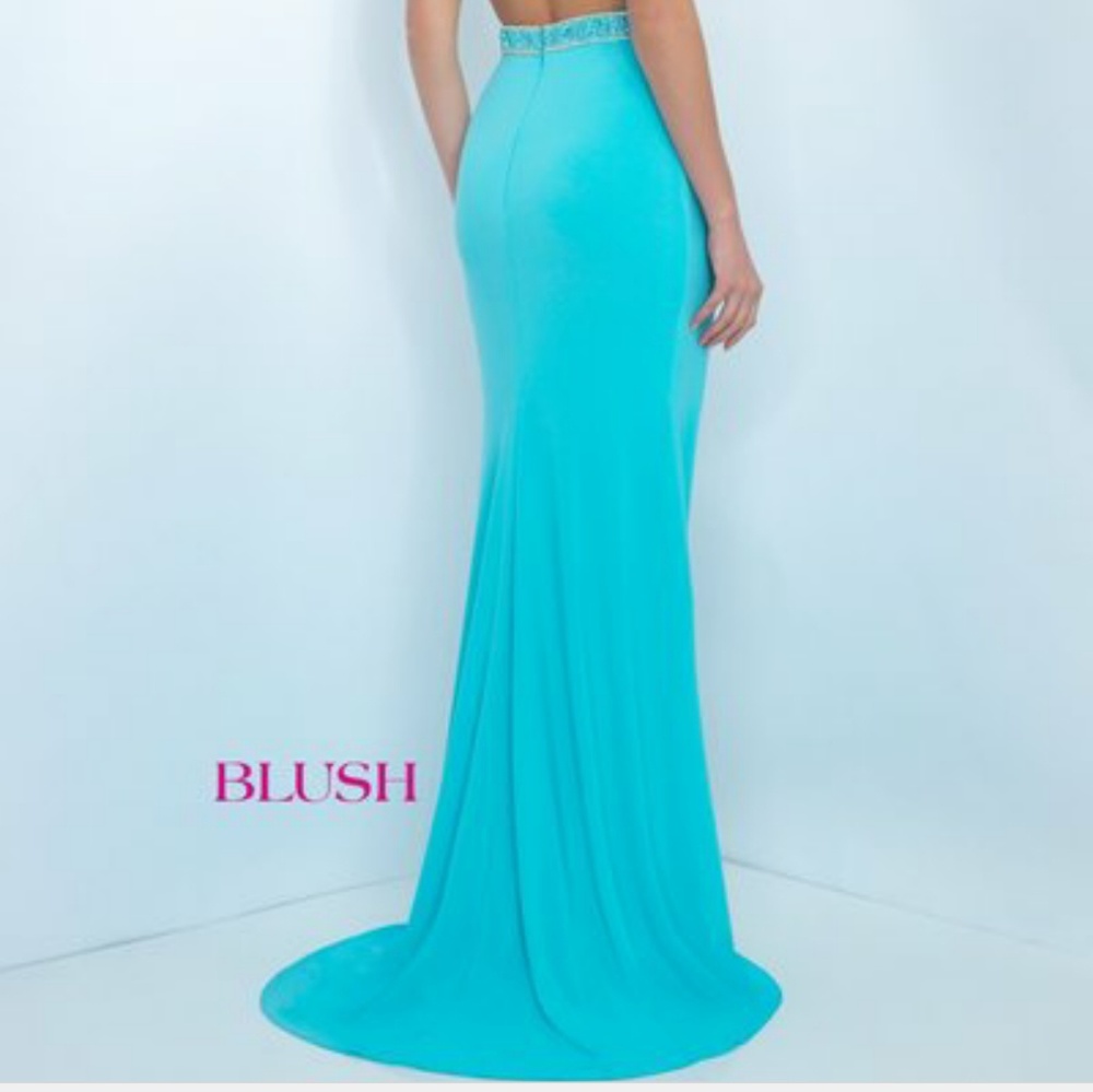 Prom/Pageant - Picture 4 of 5